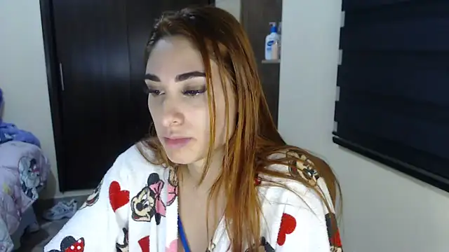 Snapshot of Amy_Walker chatting on December 2024 11:03:02 PM Amy Walker online show from December 2024 11:03:02 PM