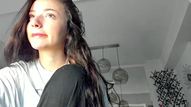 IreneVON online show from January 2025 04:41:01 AM