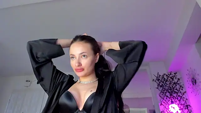 IreneVON online show from February 2025 06:24:02 AM