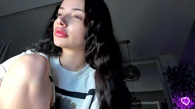 IreneVON online show from March 2025 03:27:01 PM