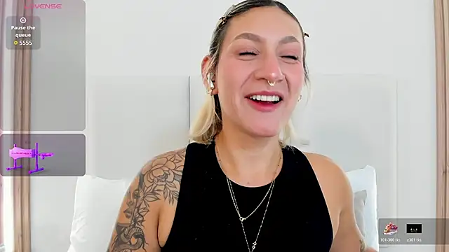 Emily robertss online show from February 2026 07:23:02 PM