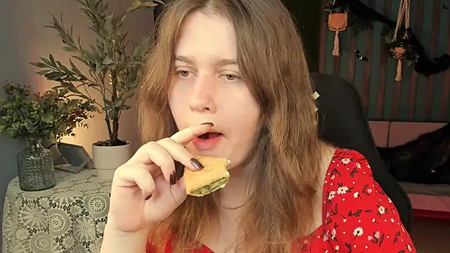 FioraMarmoris online show from October 2025 05:13:01 AM