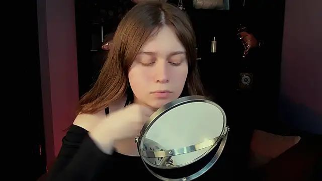 Snapshot of FioraMarmoris chatting on February 2026 03:22:01 PM FioraMarmoris online show from February 2026 03:22:01 PM