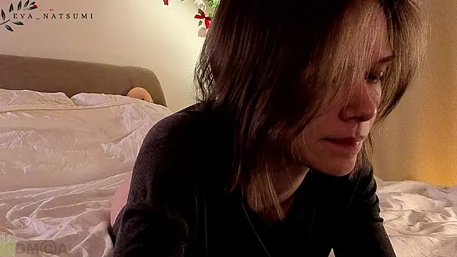 Eva Natsumi online show from March 2026 06:47:01 PM