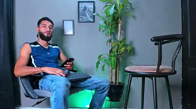 Damian 022 online show from January 2025 04:14:02 PM