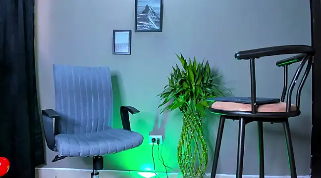 Damian 022 online show from March 2025 04:43:02 PM