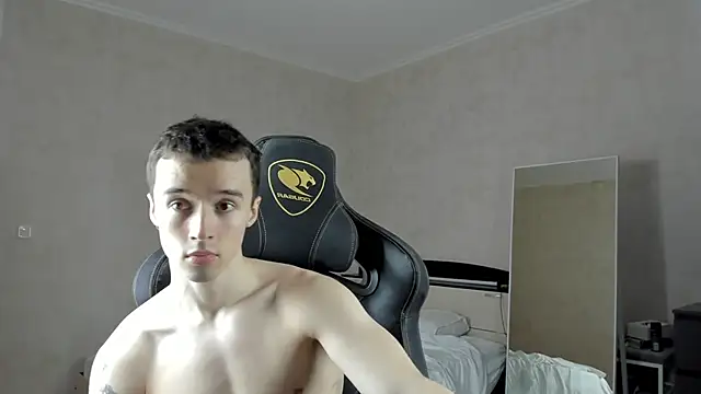 Snapshot of MasonWarholl chatting on January 2025 01:29:01 AM MasonWarholl online show from January 2025 01:29:01 AM