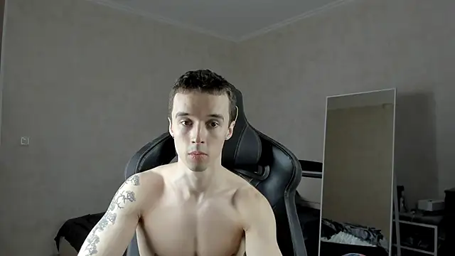 Snapshot of MasonWarholl chatting on January 2025 11:56:02 AM MasonWarholl online show from January 2025 11:56:02 AM