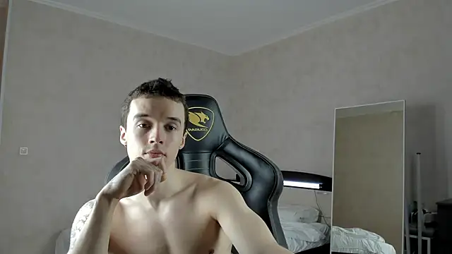 Snapshot of MasonWarholl chatting on February 2025 05:08:01 PM MasonWarholl online show from February 2025 05:08:01 PM