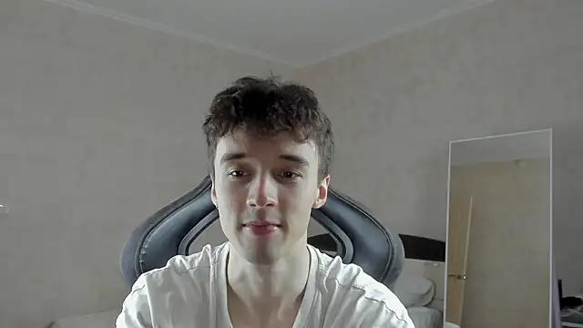 Snapshot of MasonWarholl chatting on February 2026 06:57:01 PM MasonWarholl online show from February 2026 06:57:01 PM