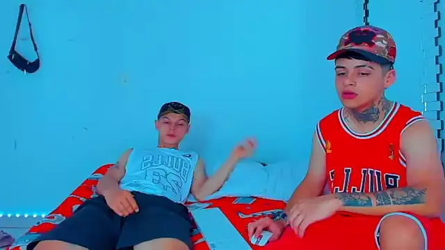 HOT boy2025 online show from December 2024 06:35:02 PM