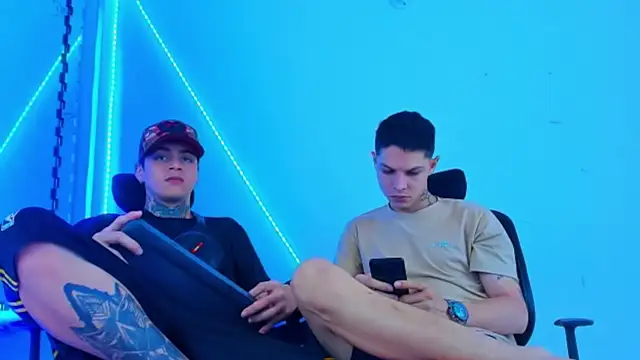 HOT boy2025 online show from October 2025 12:00:01 AM