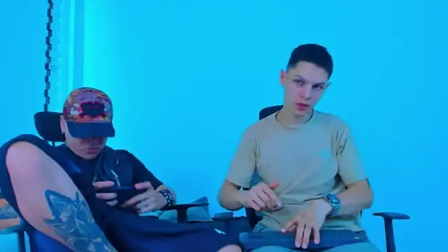 HOT boy2025 online show from November 2025 12:55:02 AM