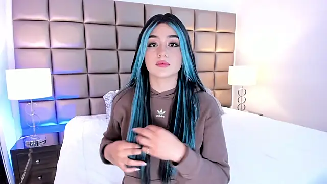 AnnyHizzle online show from February 2025 09:30:01 PM