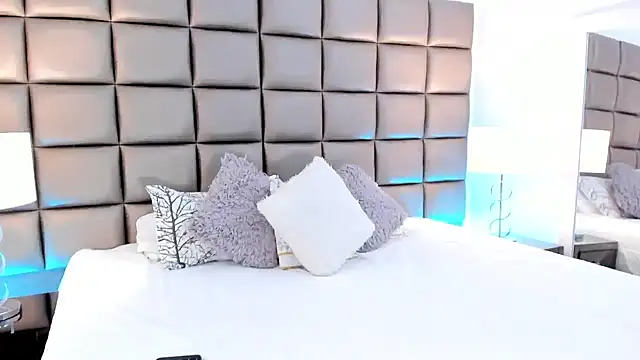 AnnyHizzle online show from March 2025 09:57:01 PM