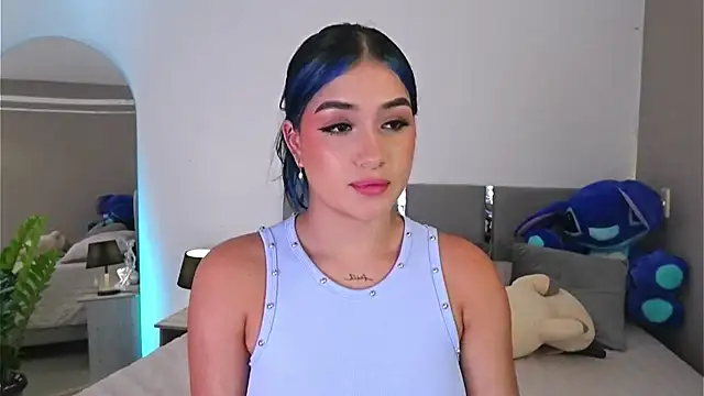 AnnyHizzle online show from September 2025 11:30:01 PM