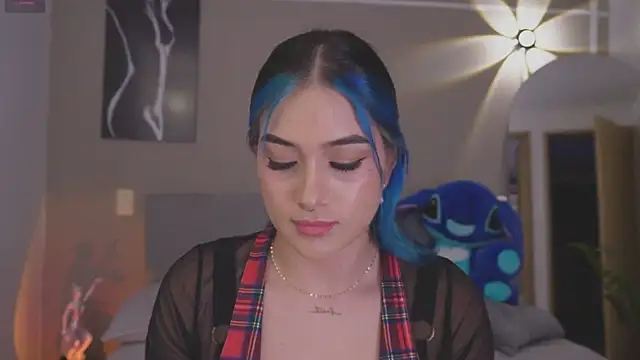 AnnyHizzle online show from December 2025 02:31:02 AM