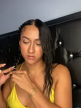 mailyreid online show from January 2025 06:54:01 AM