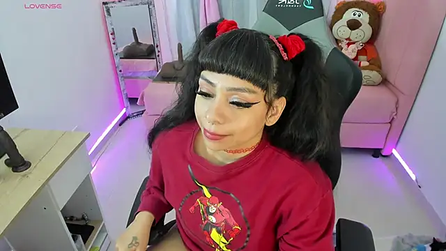 zoesullivan online show from January 2025 01:02:02 PM