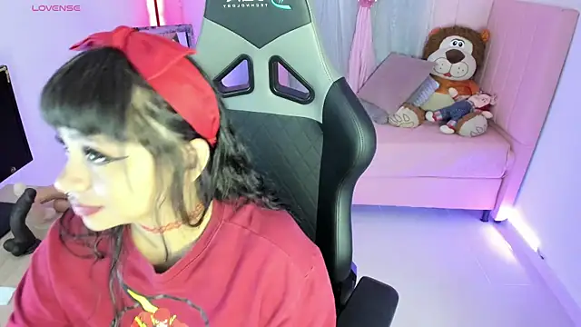 zoesullivan online show from February 2025 10:12:02 AM