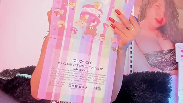 Snapshot of MiaKirshner chatting on September 2025 02:31:02 PM MiaKirshner online show from September 2025 02:31:02 PM