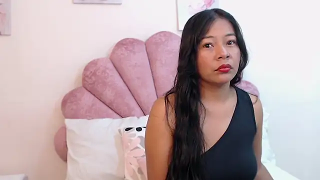 MilaaAdams online show from July 2026 11:18:01 AM