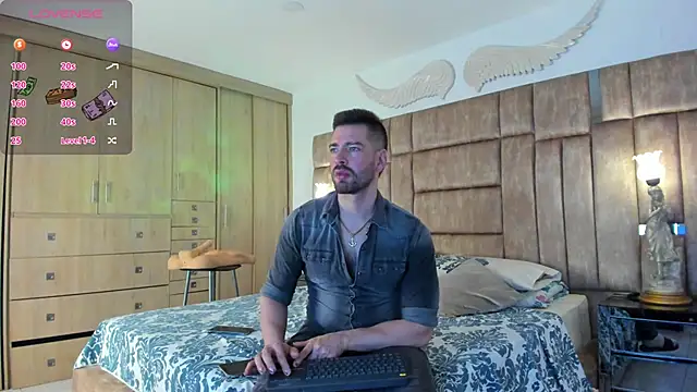 petterwilly1 online show from January 2025 04:20:01 PM