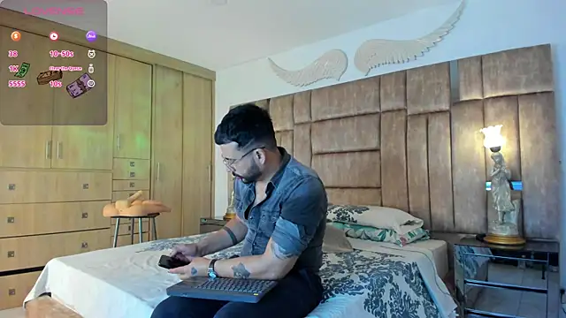 petterwilly1 online show from February 2025 03:56:01 PM