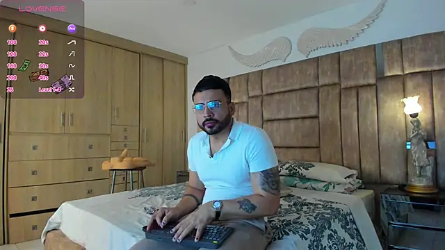 petterwilly1 online show from February 2025 06:35:01 PM