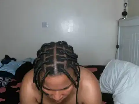 R-thequeen online show from December 2024 06:49:02 PM