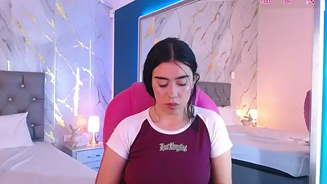 Snapshot of Julieta_De_Los_Angeles chatting on March 2025 10:40:02 AM Julieta De Los Angeles online show from March 2025 10:40:02 AM