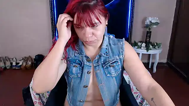 Snapshot of VioletaaaSlave chatting on July 2026 11:13:02 AM VioletaaaSlave online show from July 2026 11:13:02 AM