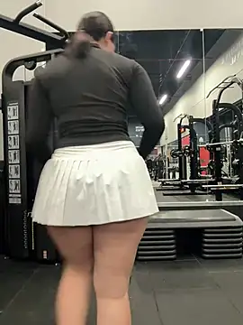 zui lu online show from February 2025 05:08:01 AM