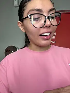 zui lu online show from March 2025 05:43:02 AM