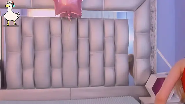 sophia ny online show from November 2025 01:44:01 PM