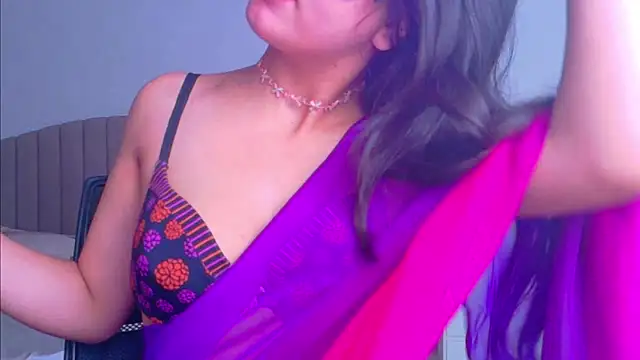 Aashika-Kaur online show from September 2025 04:45:02 AM