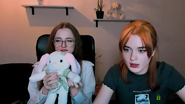 liana kisses online show from December 2024 02:30:02 AM