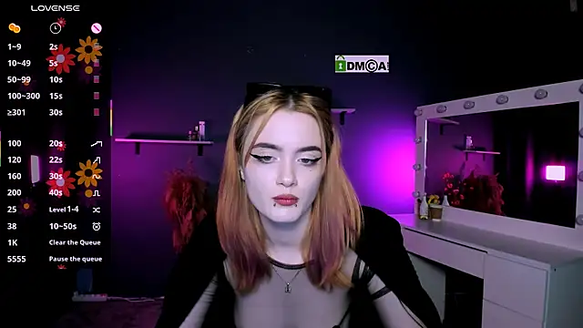 liana kisses online show from March 2025 11:14:02 PM