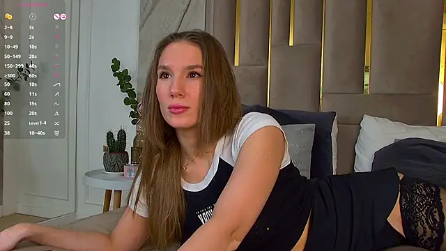 LeslieMines online show from February 2025 11:55:01 AM