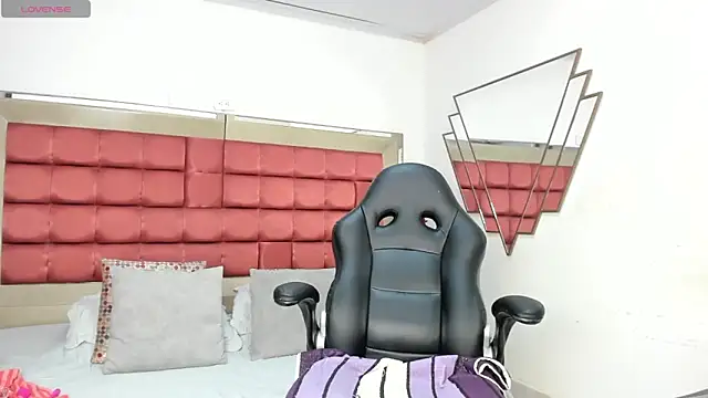 BarbaraKnox  online show from January 2025 12:10:01 PM