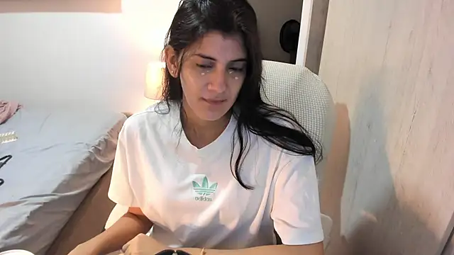 misstoya online show from September 2025 03:57:01 PM