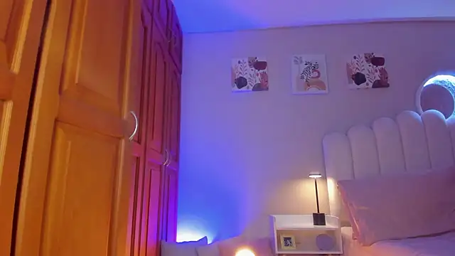 martinaaricci online show from January 2026 02:44:01 PM