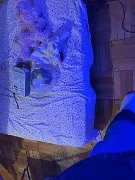 Ariel Ari online show from April 2026 02:53:02 AM