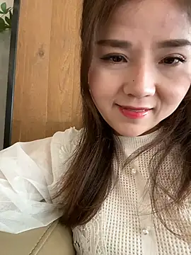 Efangfang online show from February 2025 03:15:02 AM