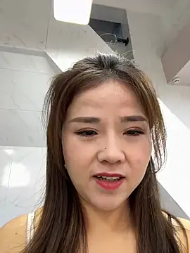 Efangfang online show from February 2025 05:12:02 AM