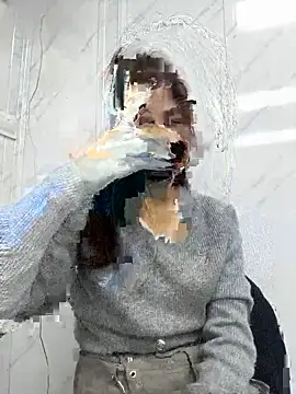 Efangfang online show from February 2025 05:31:02 AM