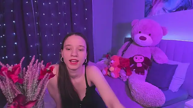 Snapshot of StaceySunny chatting on February 2025 08:05:01 PM StaceySunny online show from February 2025 08:05:01 PM