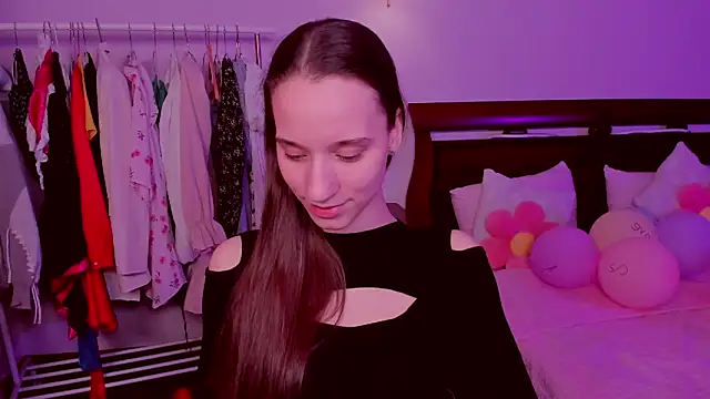 Snapshot of StaceySunny chatting on February 2026 05:39:01 PM StaceySunny online show from February 2026 05:39:01 PM