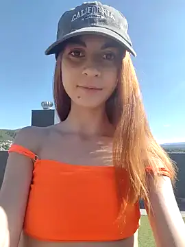 Valentcouple online show from December 2024 08:28:02 PM