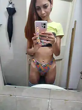 Valentcouple online show from January 2025 01:14:02 PM